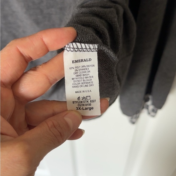 Emerald Charcoal and Cream Leopard Print Top - Picture 11 of 11